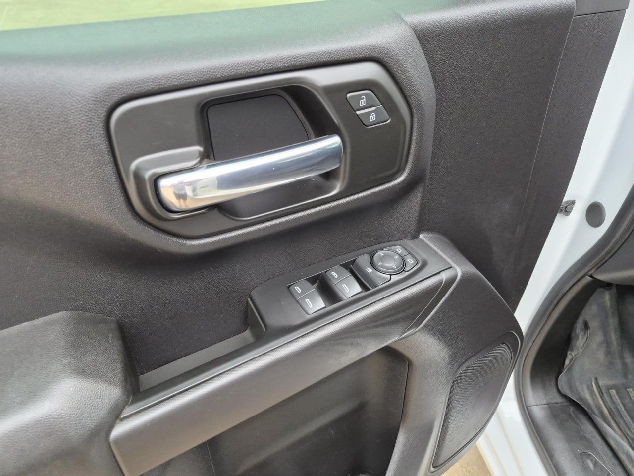 2024 GMC Sierra 1500 Pro - Photo 11