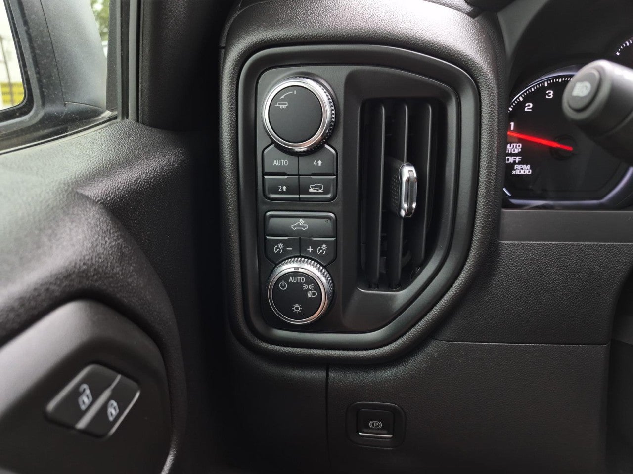 2024 GMC Sierra 1500 Pro - Photo 16