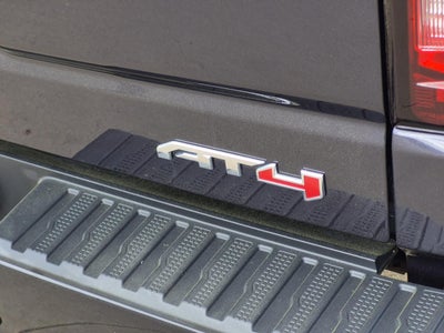 2022 GMC Sierra 1500 AT4