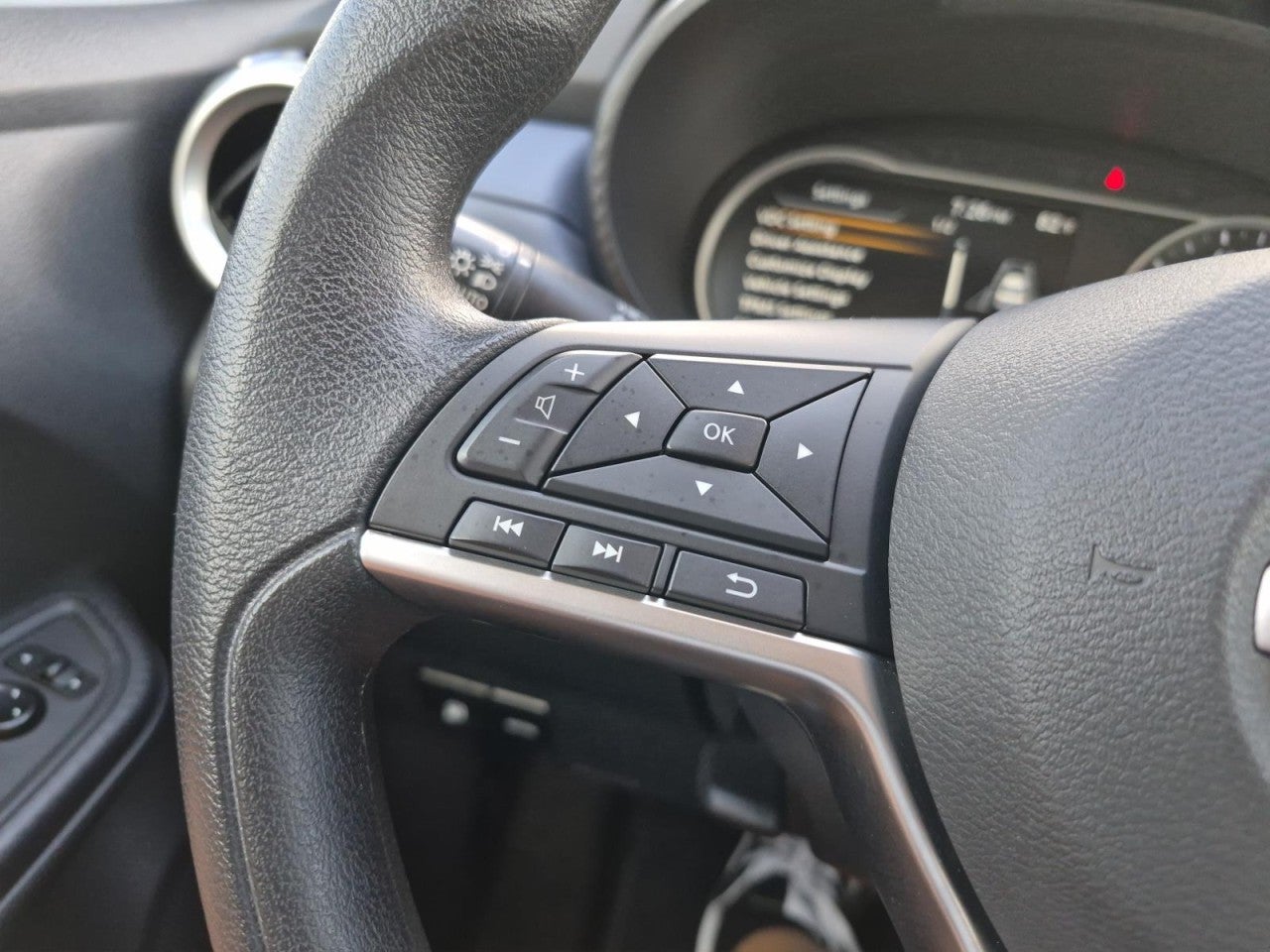 2023 Nissan Versa SV