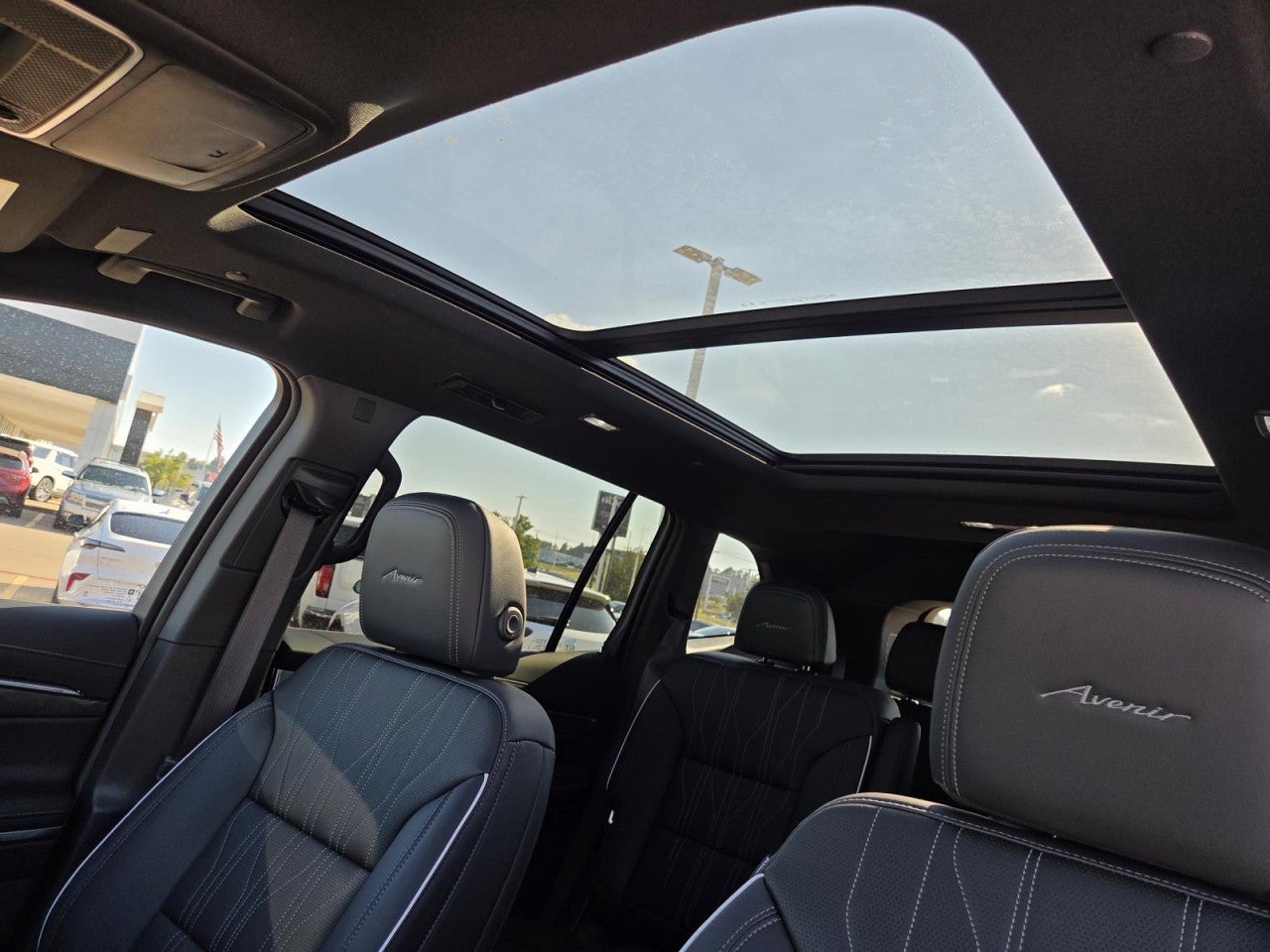 2027 Buick Enclave Avenir