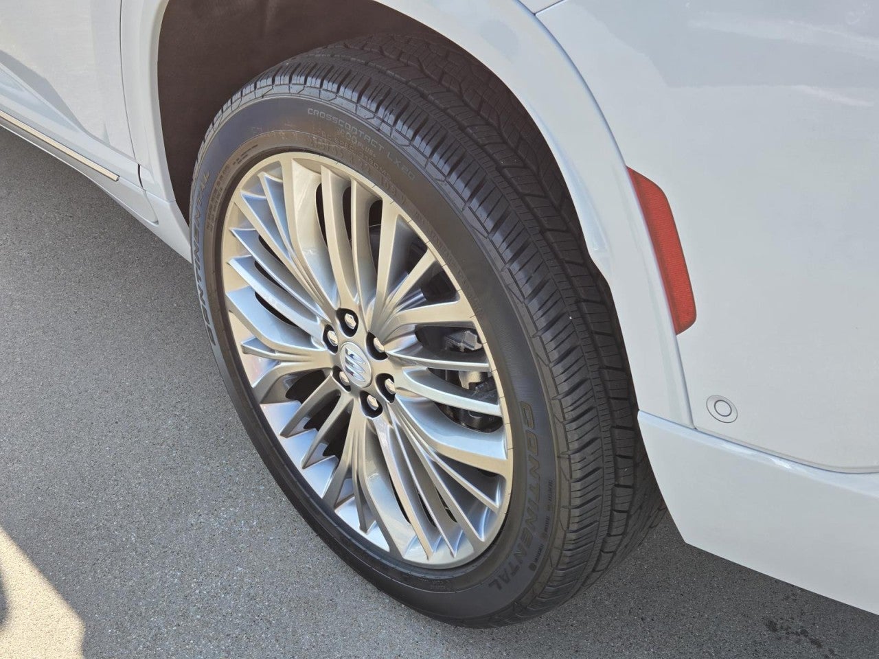2027 Buick Enclave Avenir