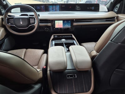 2025 Lincoln Navigator Black Label