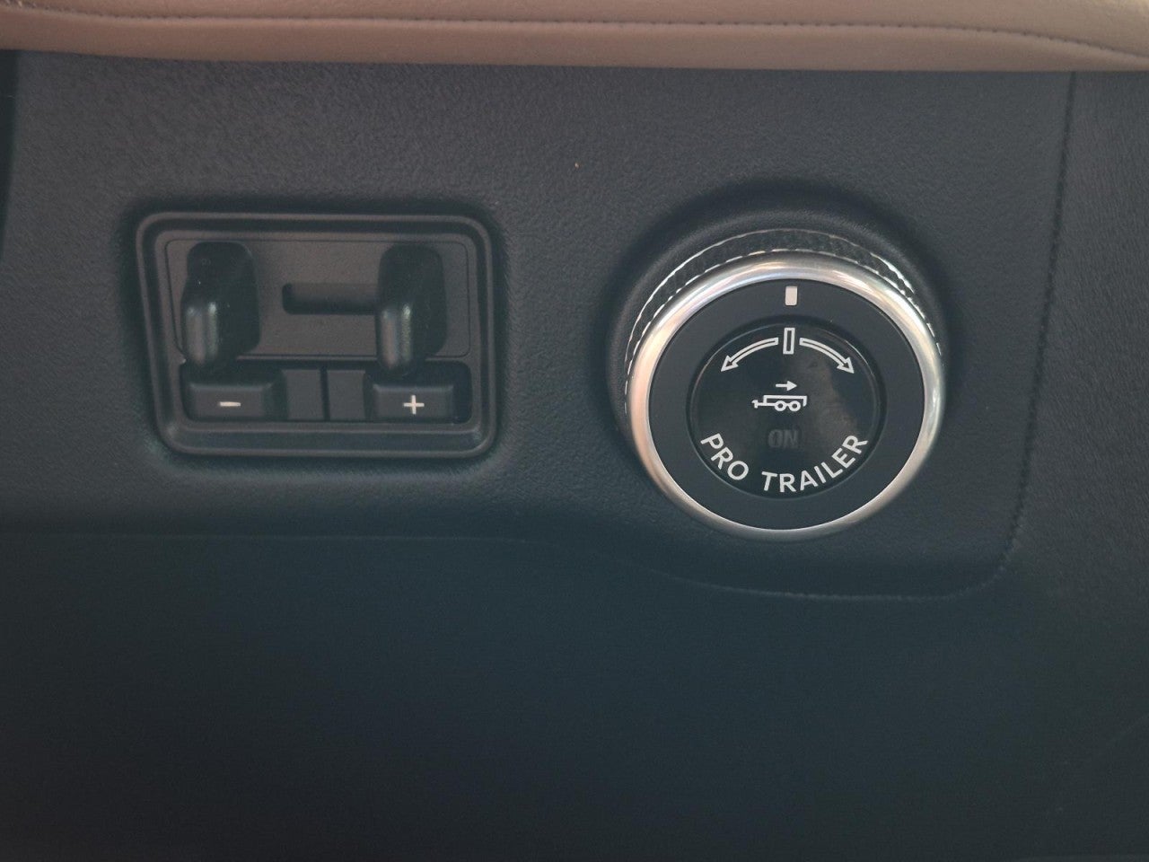 2025 Lincoln Navigator Black Label