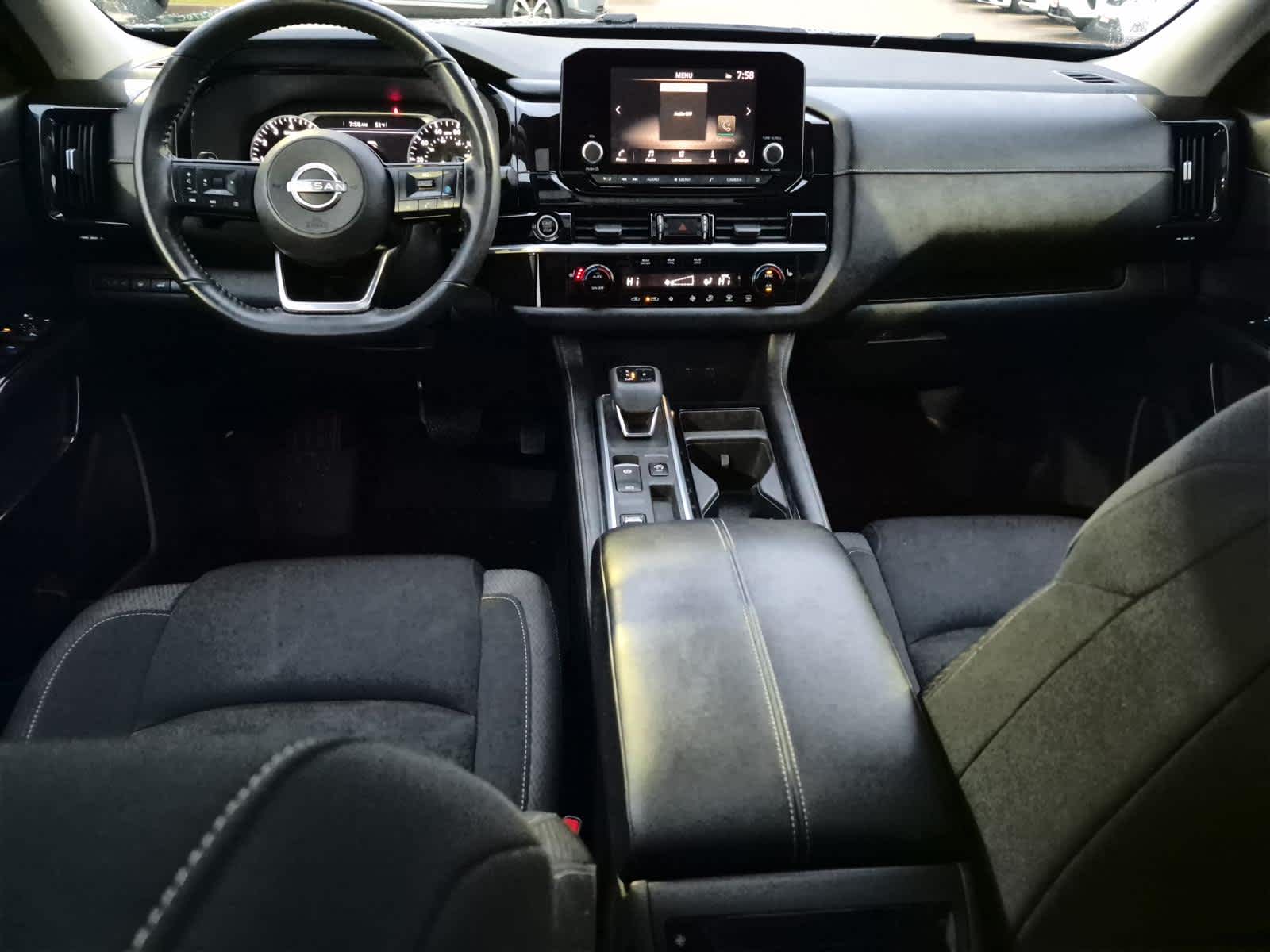 2022 Nissan Pathfinder SV 2WD