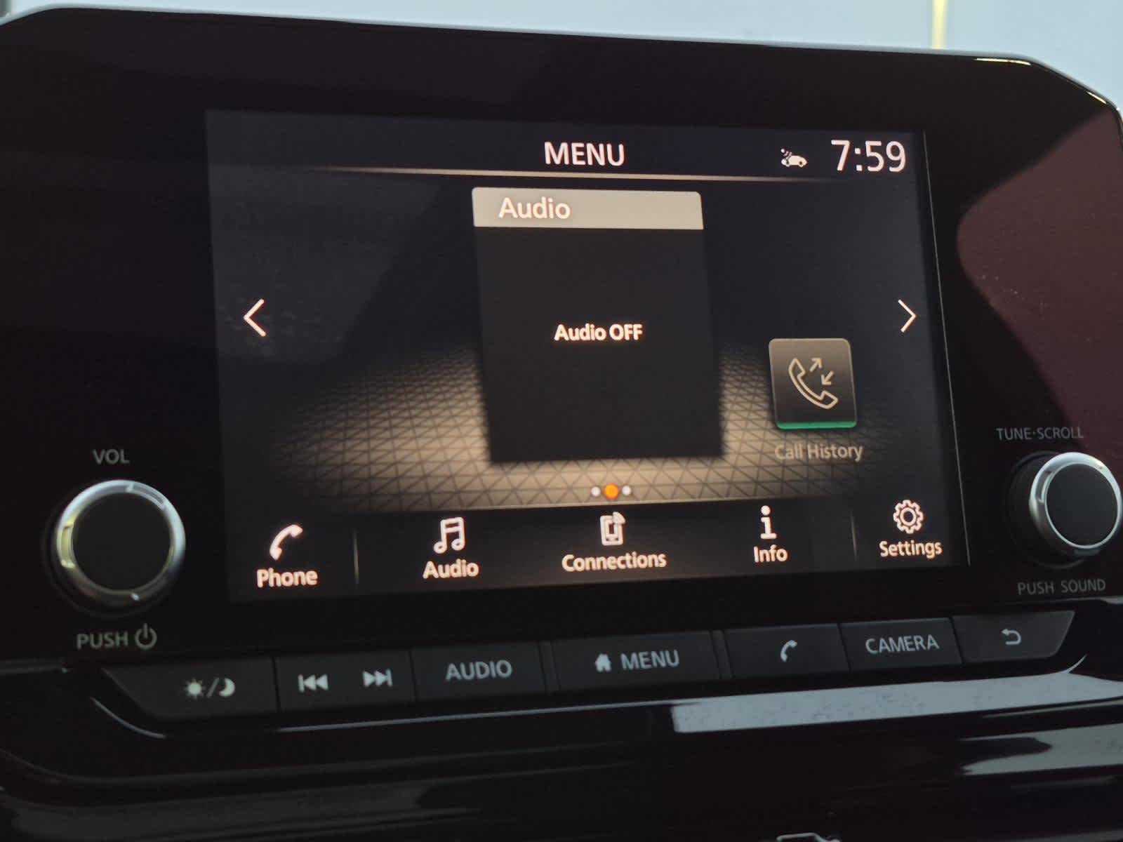 2022 Nissan Pathfinder SV 2WD