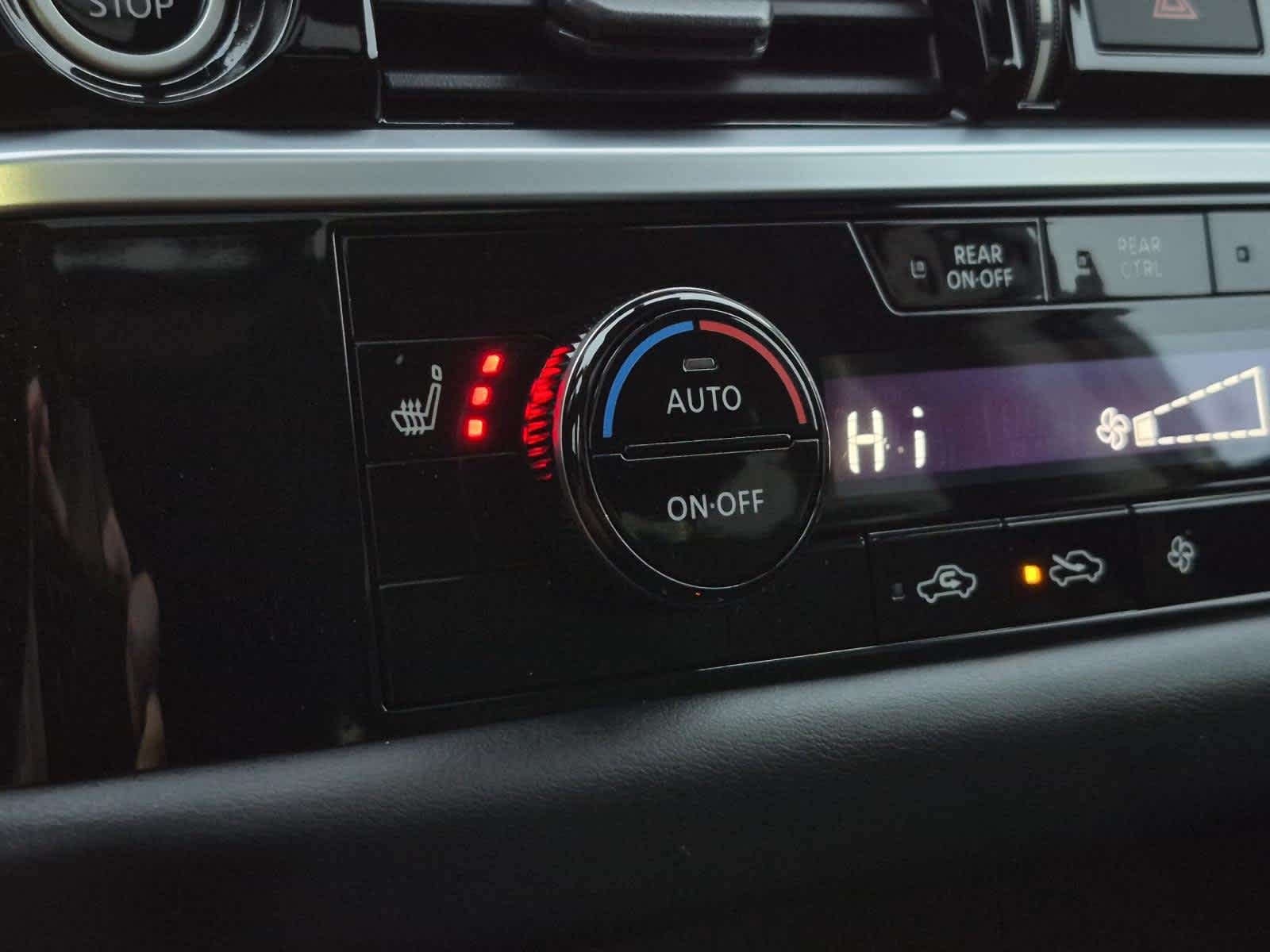 2022 Nissan Pathfinder SV 2WD