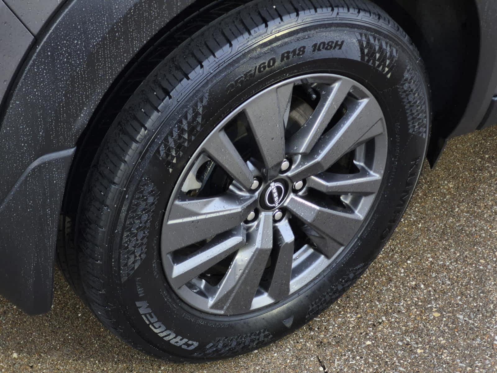 2022 Nissan Pathfinder SV 2WD