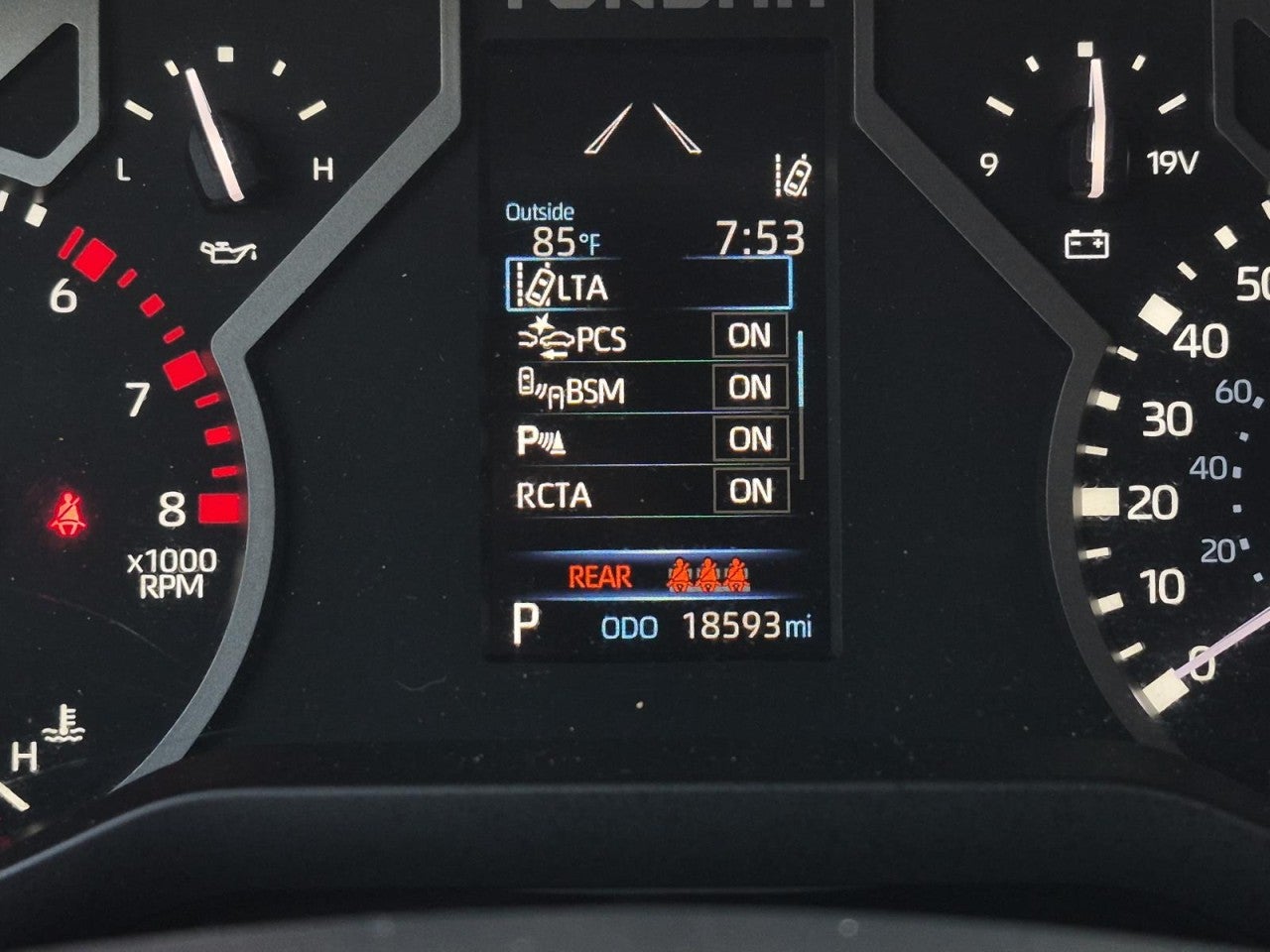 2022 Toyota Tundra SR5