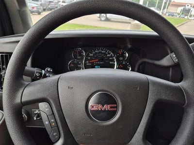2026 GMC Savana Cutaway 3500 1WT
