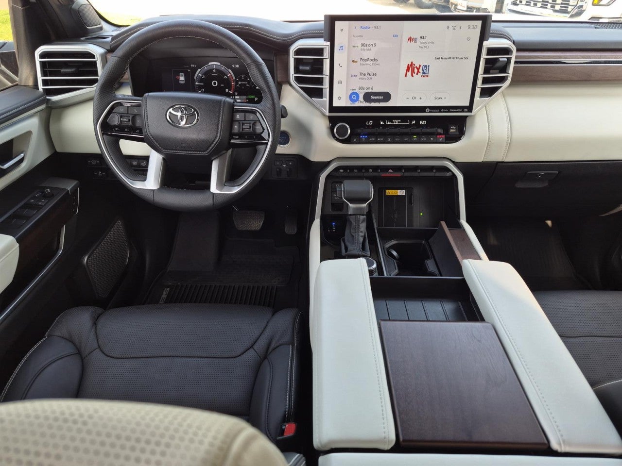 2024 Toyota Sequoia Capstone