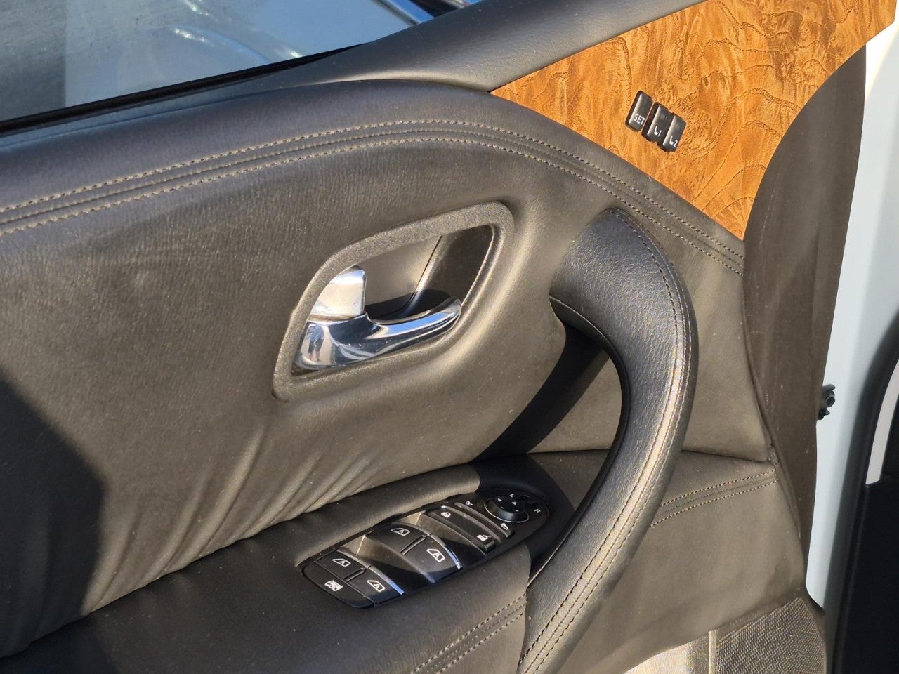 2023 Nissan Armada SL 2WD