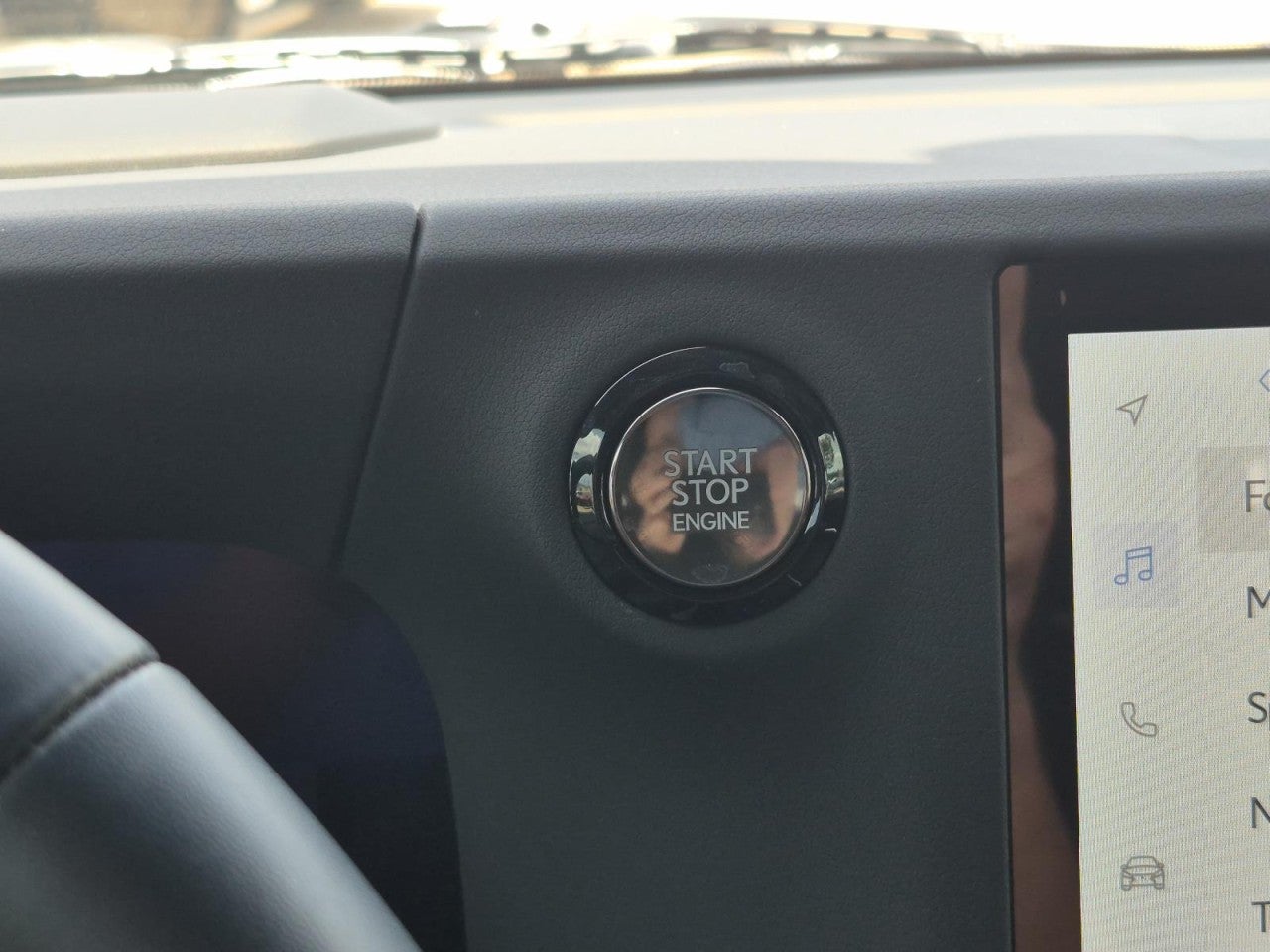 2024 Lexus GX Luxury - Photo 29