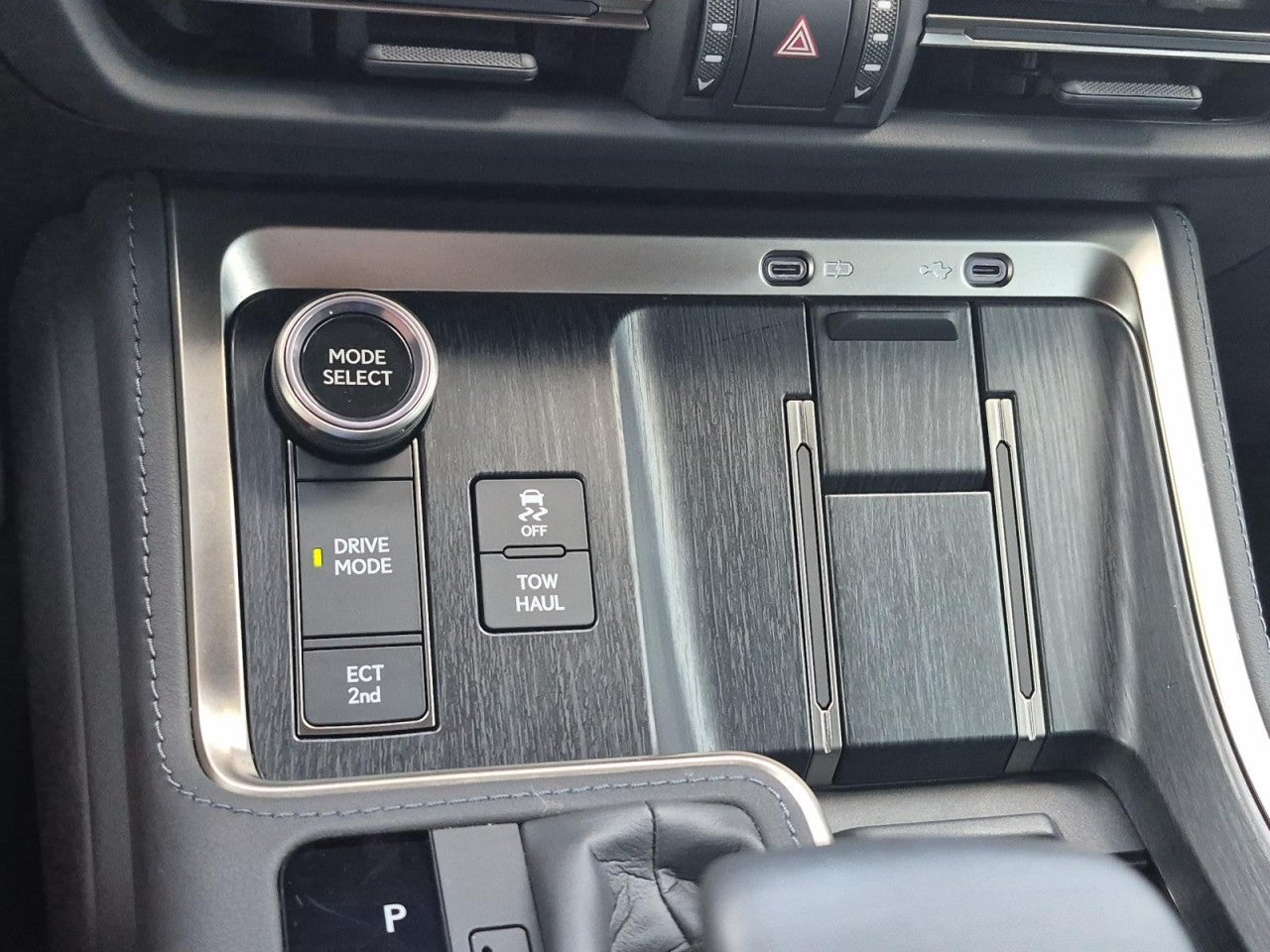 2024 Lexus GX Luxury - Photo 36