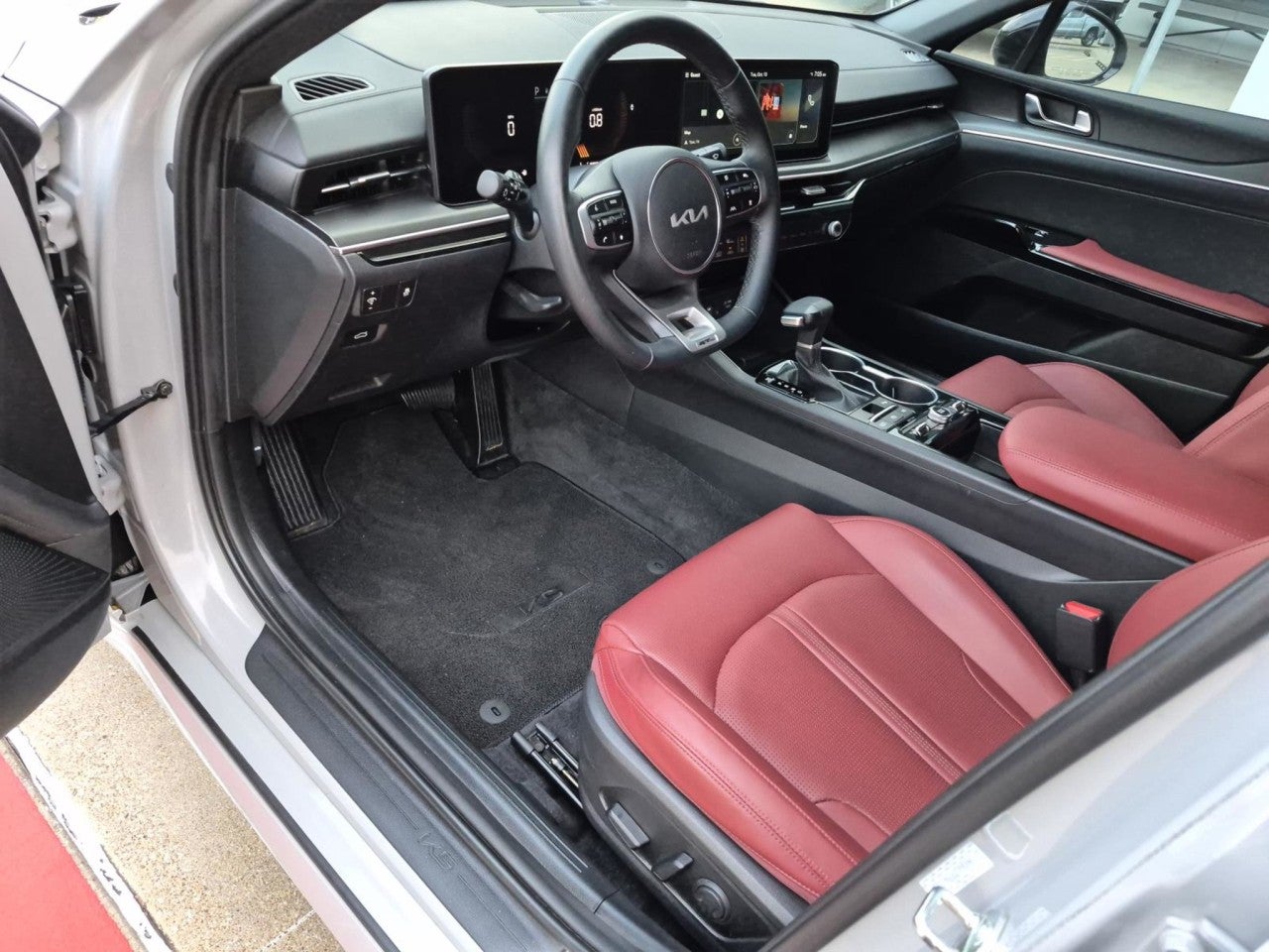 2026 Kia K5 GT-Line - Photo 11