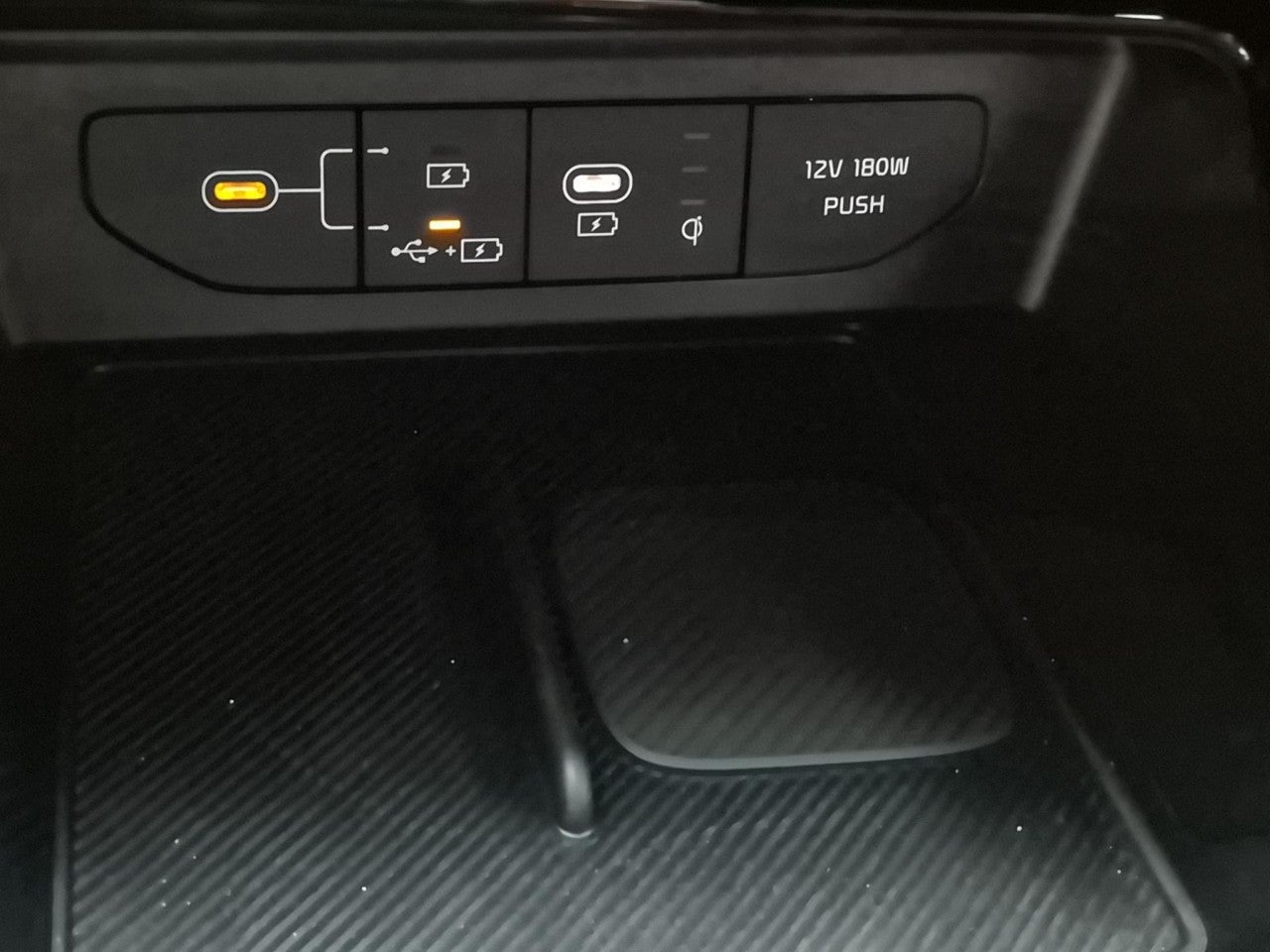2026 Kia K5 GT-Line - Photo 26