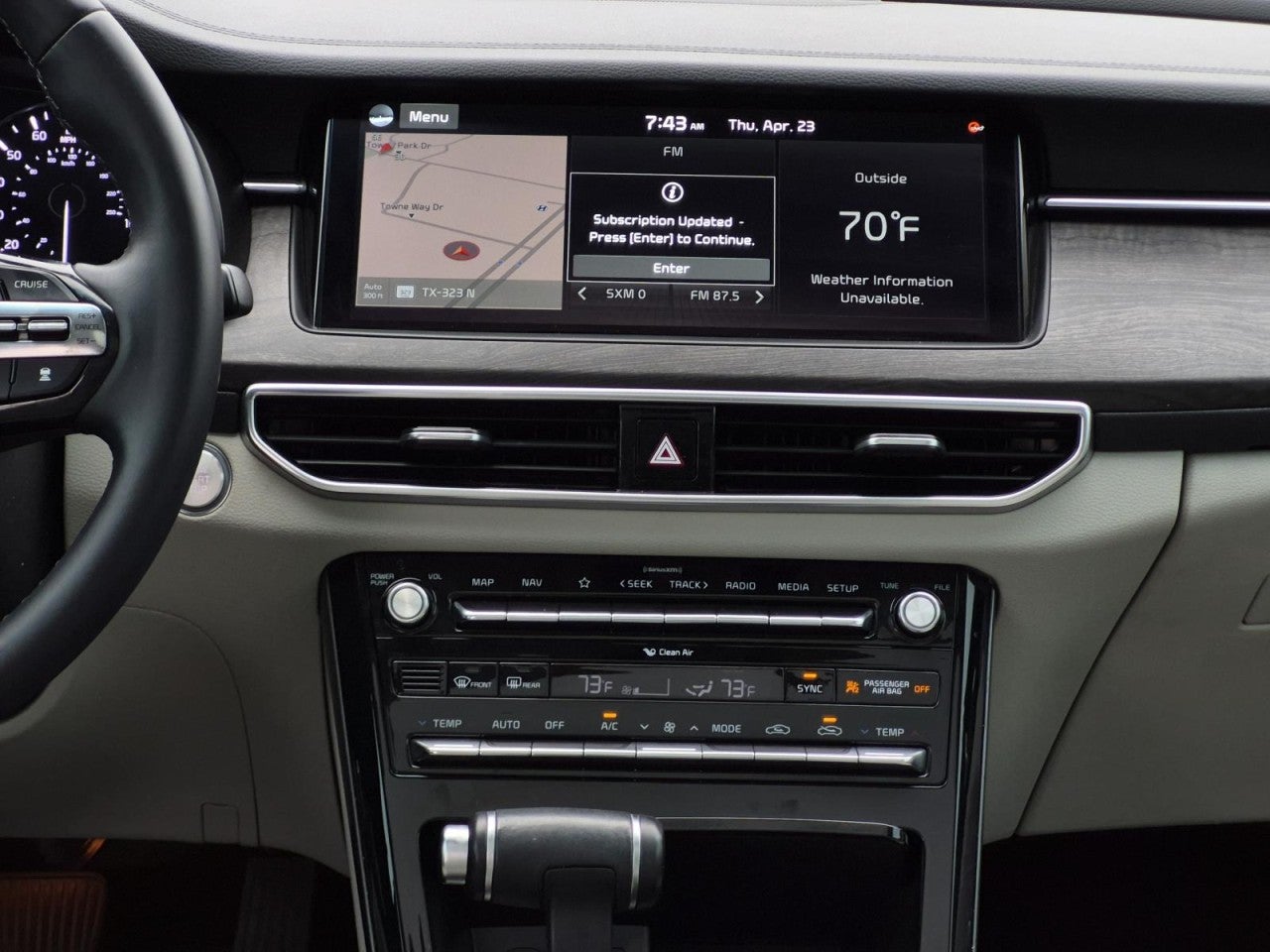 2020 Kia Cadenza Technology
