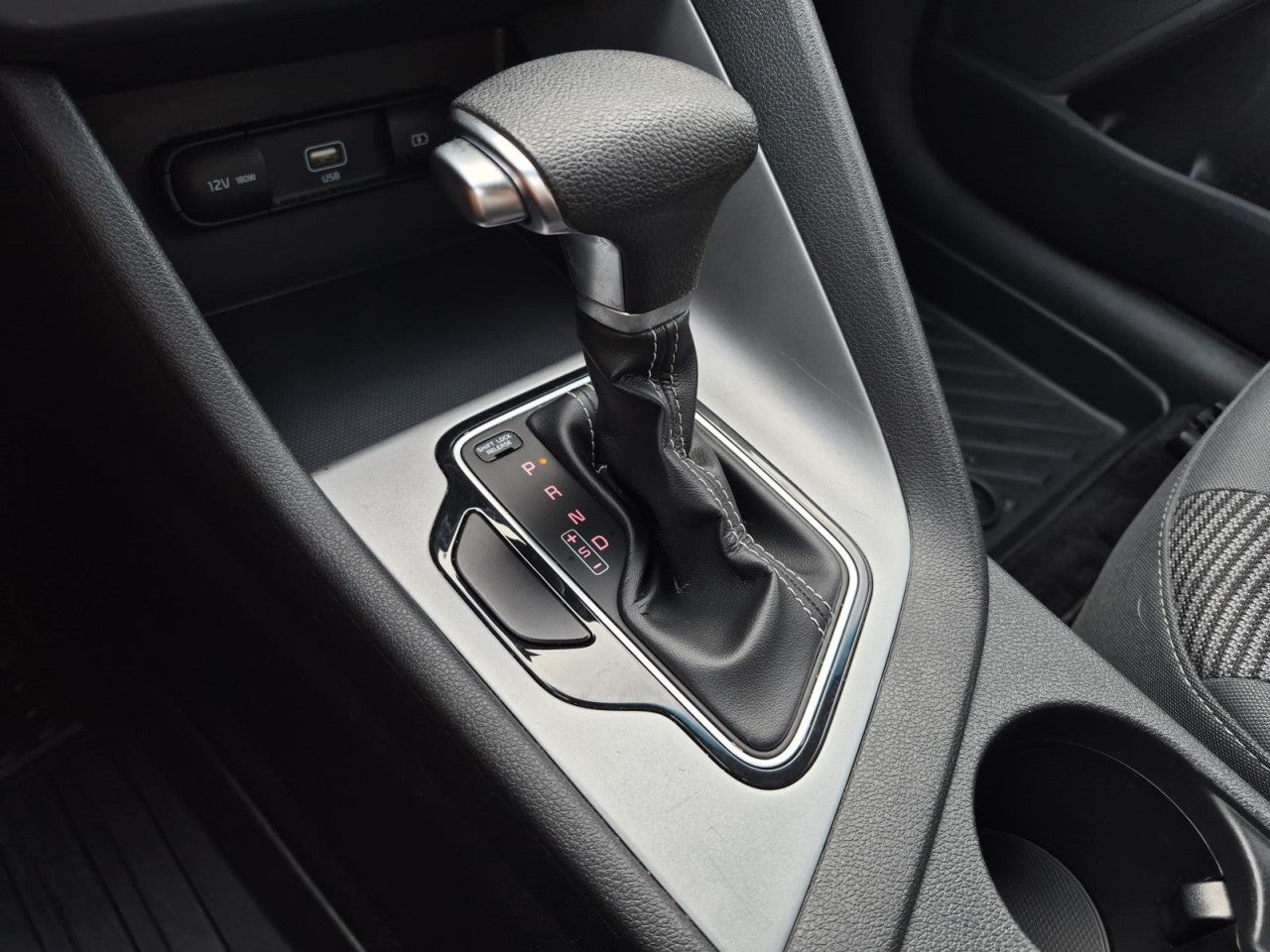 2021 Kia Niro LX