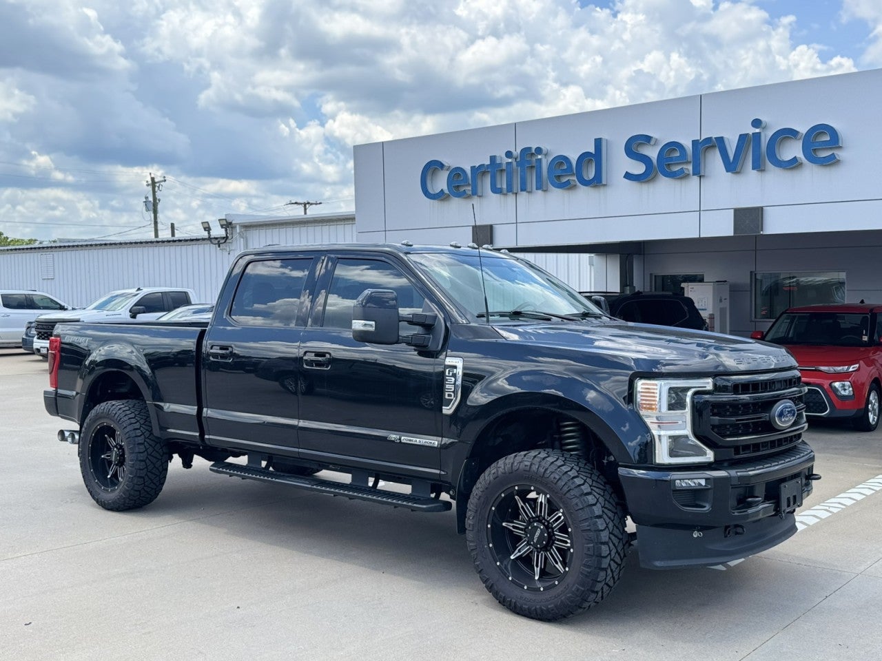 2022 Ford F-350 LARIAT
