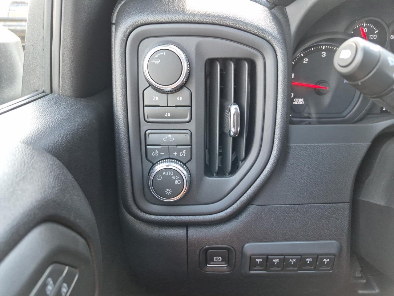2026 GMC Sierra 3500 HD Chassis Cab Pro