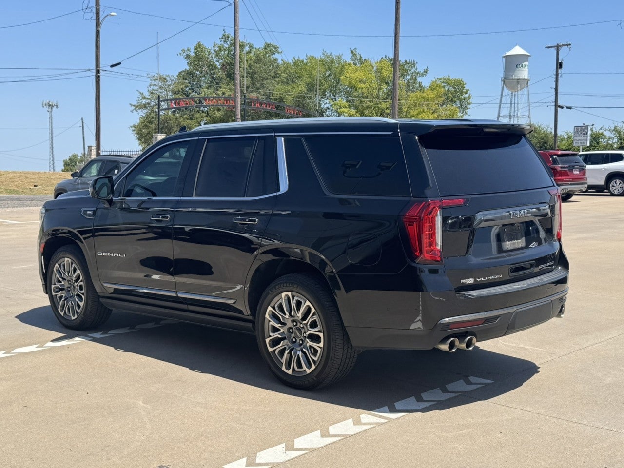 2023 GMC Yukon Denali Ultimate