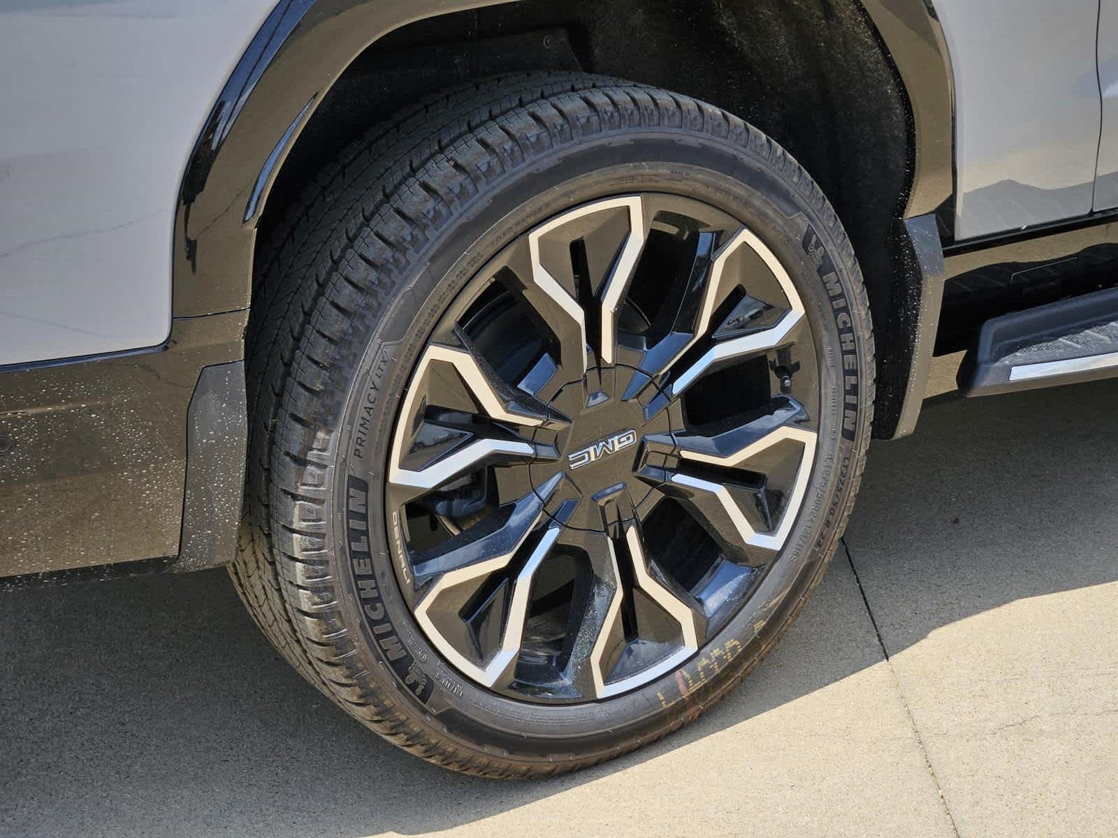 2025 GMC Sierra EV Max Range Denali