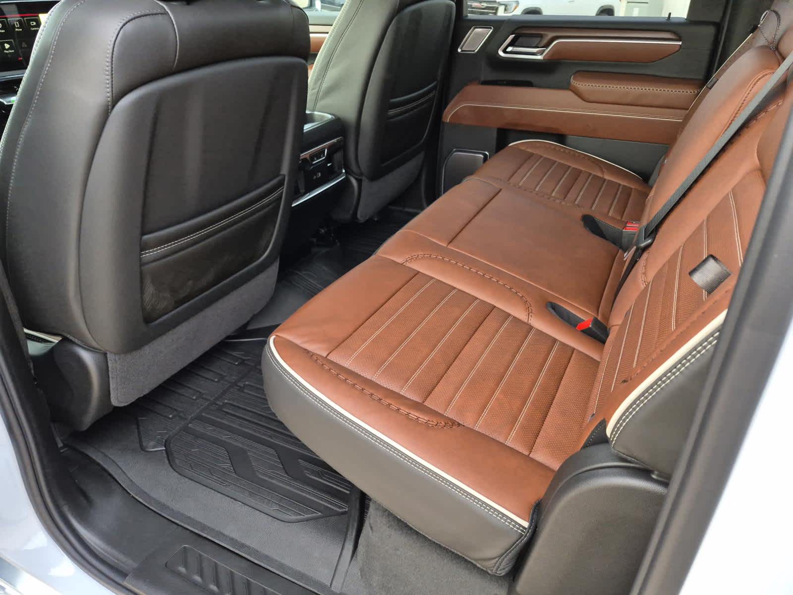 2026 GMC Sierra 3500 HD Denali Ultimate DRW