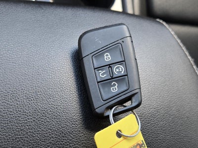 2023 Volkswagen Atlas Cross Sport 2.0T SEL R-Line Black