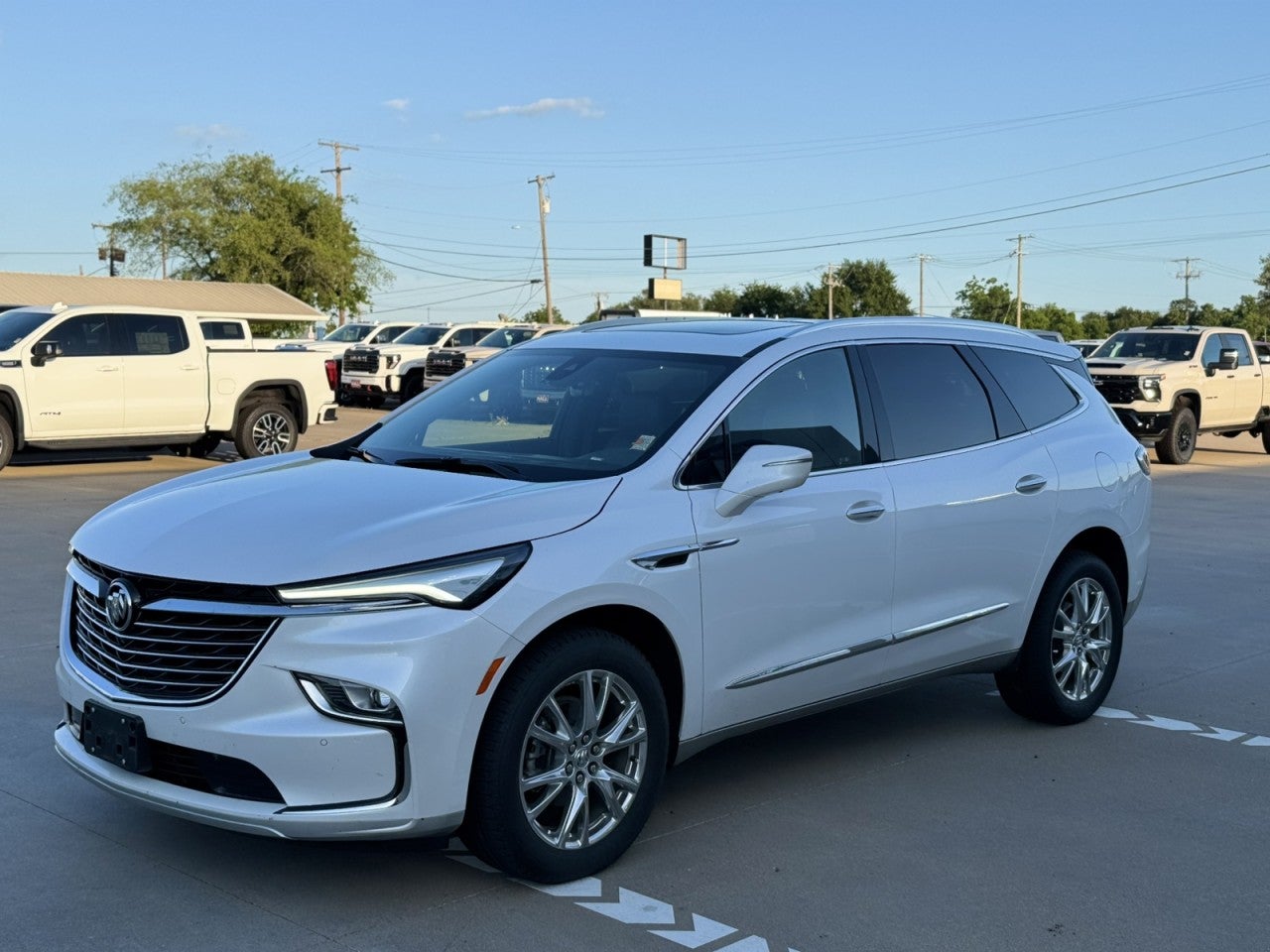 2024 Buick Enclave Essence