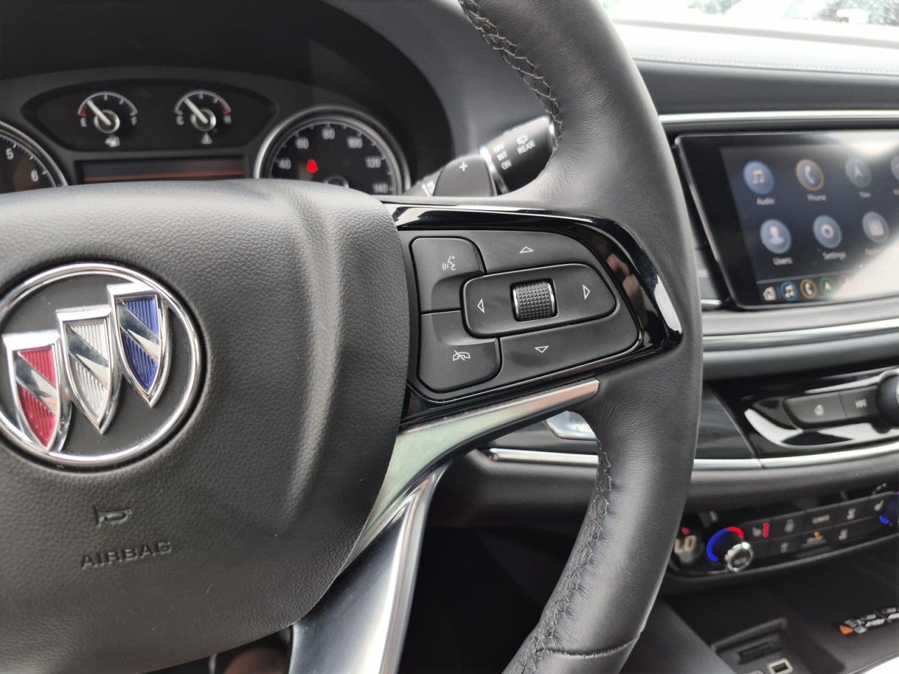 2024 Buick Enclave Essence
